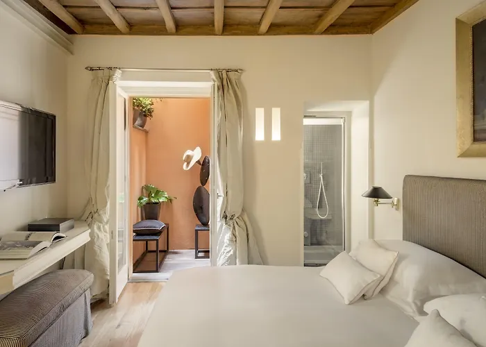 Crossing Condotti 4*